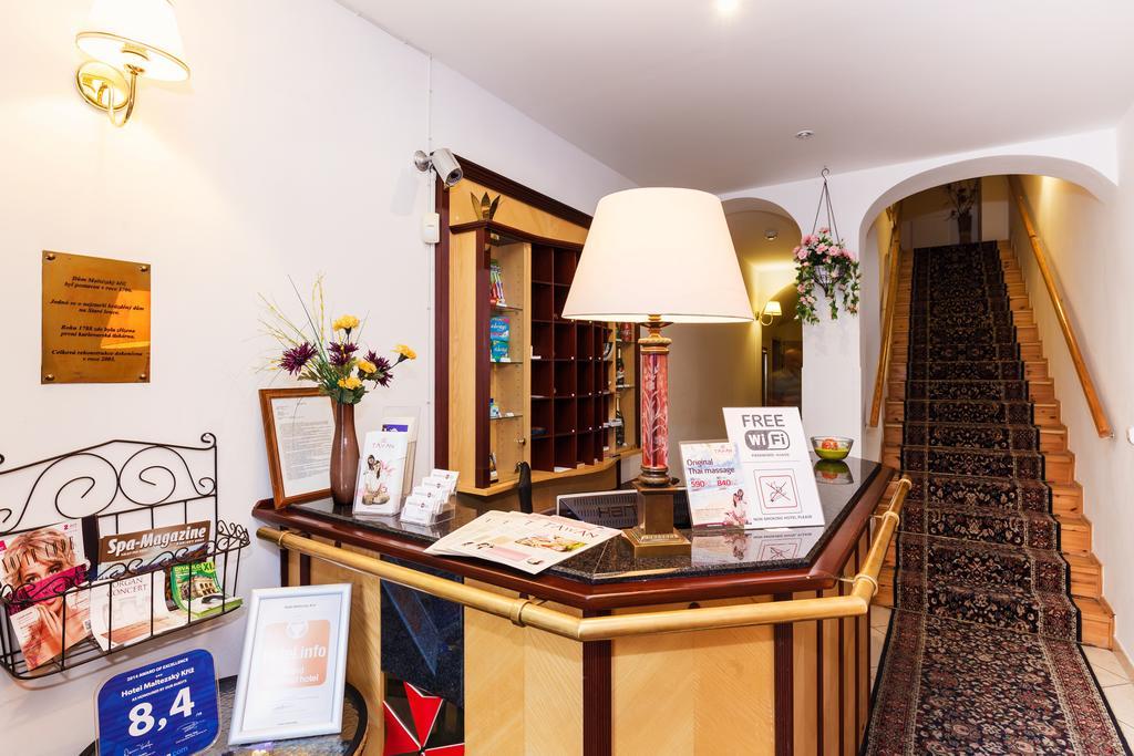 Hotel Maltezsky Kriz Карлови Вари Екстериор снимка