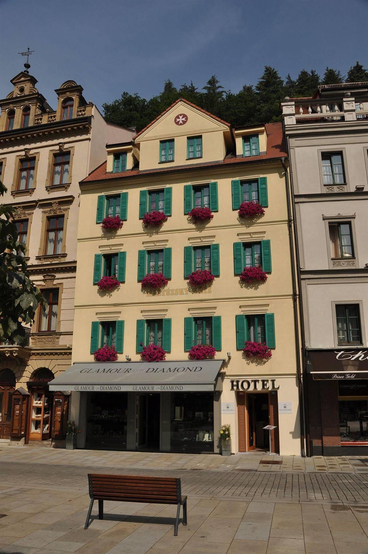 Hotel Maltezsky Kriz Карлови Вари Екстериор снимка