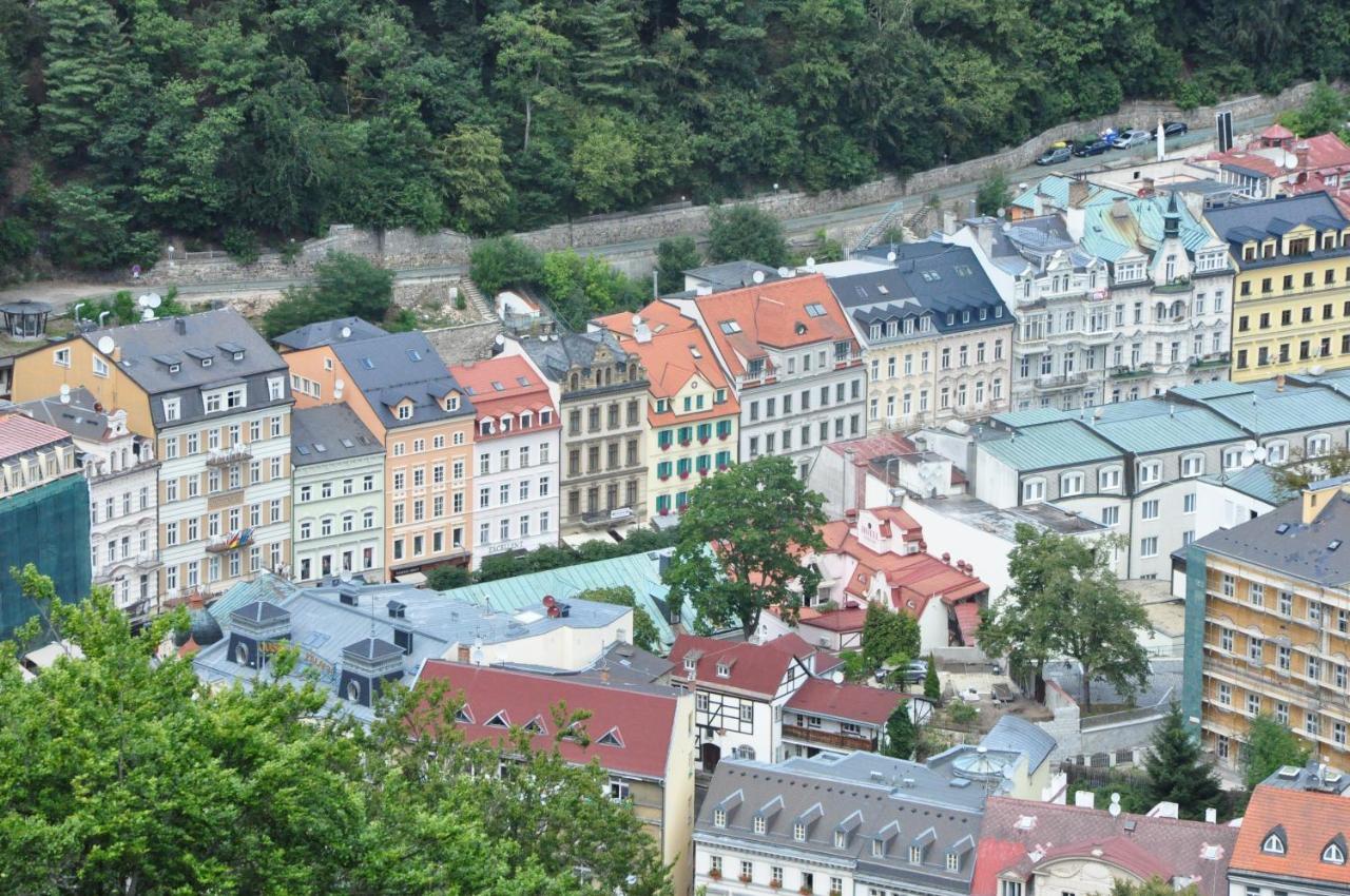 Hotel Maltezsky Kriz Карлови Вари Екстериор снимка