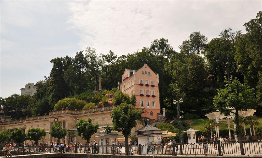 Hotel Maltezsky Kriz Карлови Вари Екстериор снимка